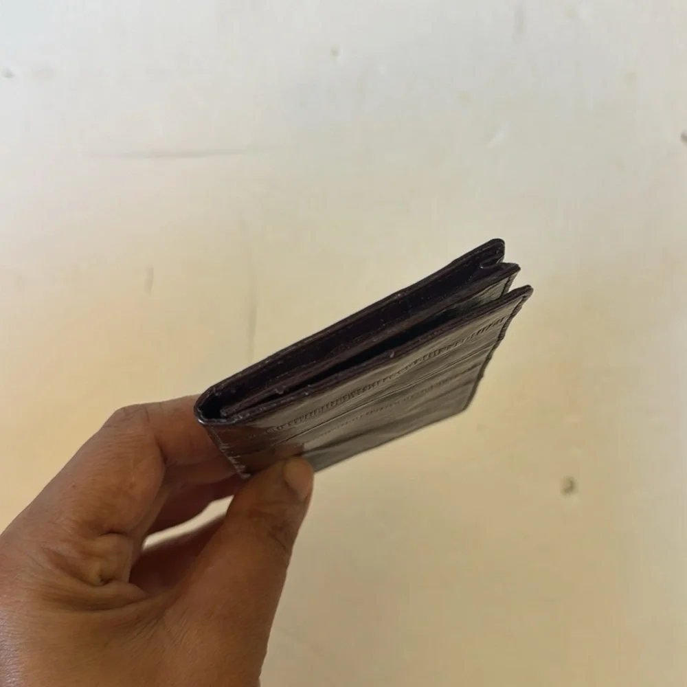 Eel skin made in Korea wallet
